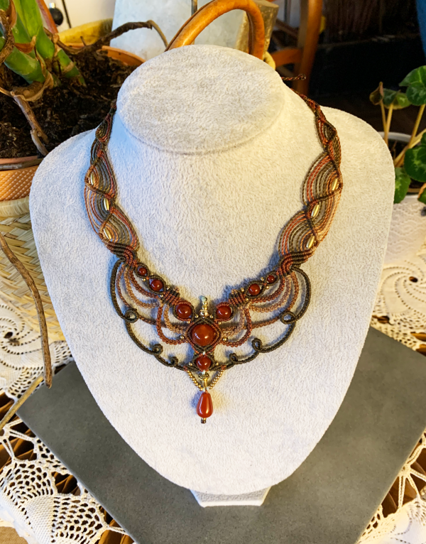 Collier lotus micromacramé onyx collier onyx micromacramé